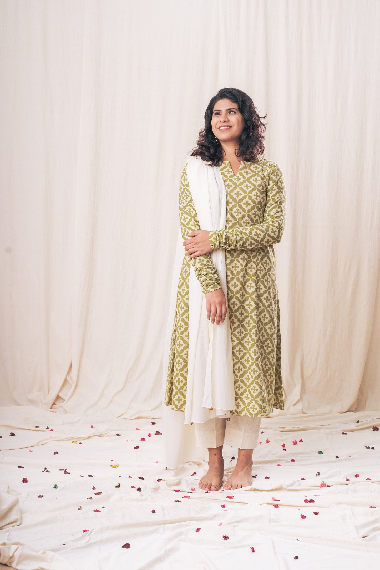 Green Dabu Churi Sleeve Set