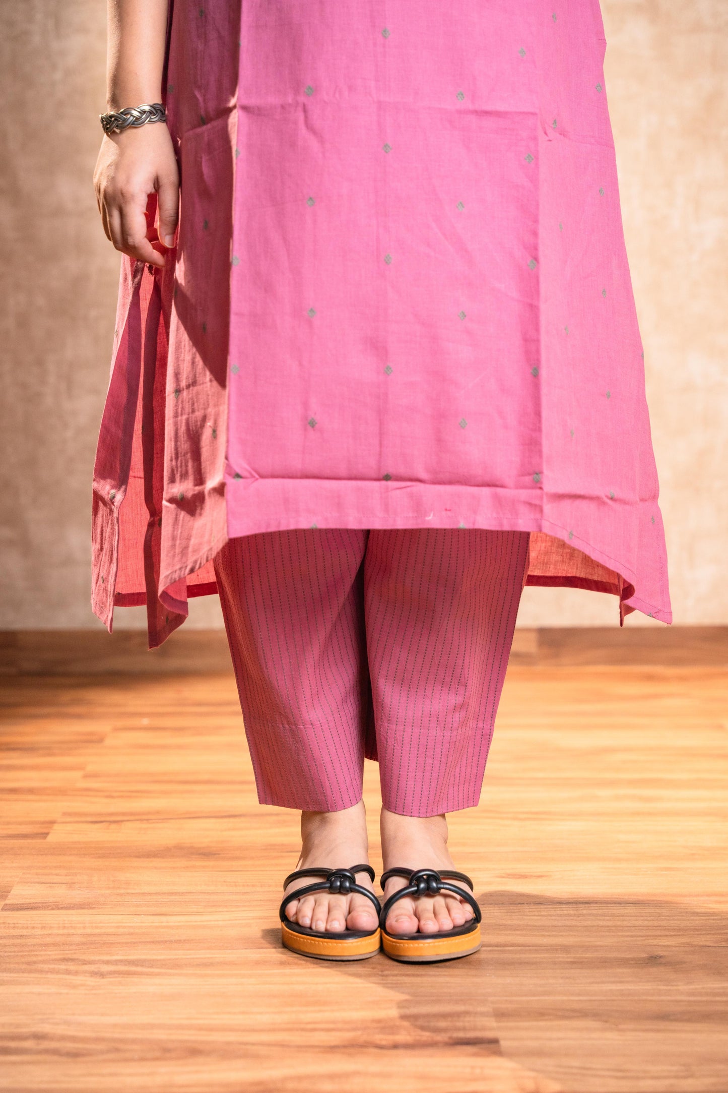 Pink Full Sleeves Kurta Set
