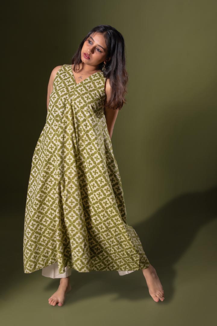 Green Dabu Panel Kurta with Pants