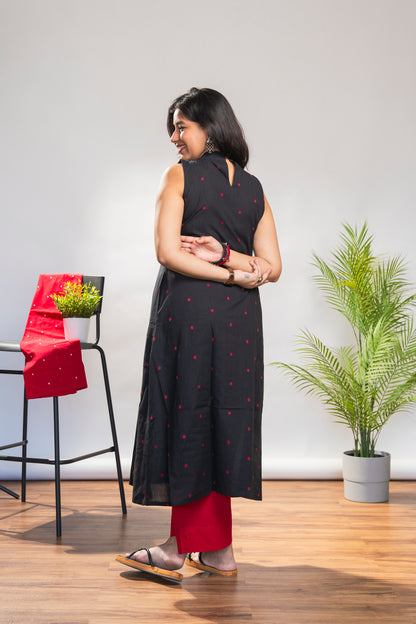 Black and Red Incut Set