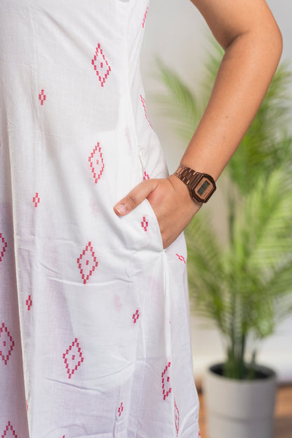 White and Red Incut Set