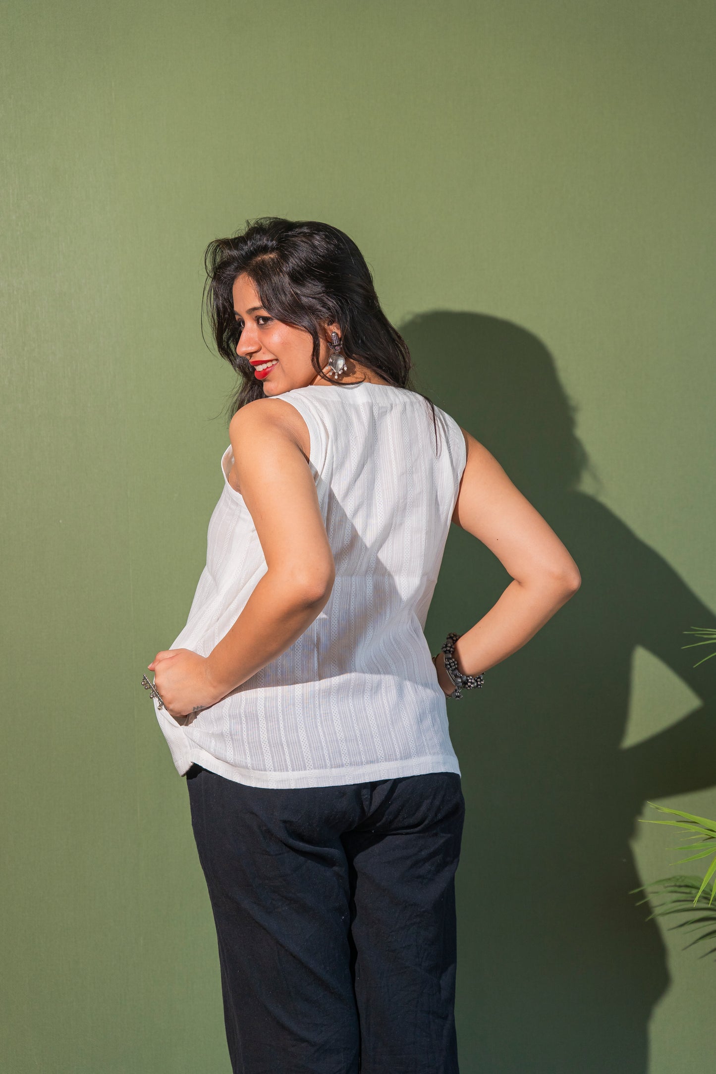 White V neck short Kurta