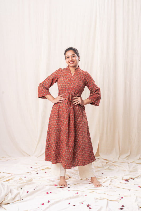 V neck Red Gathered Set
