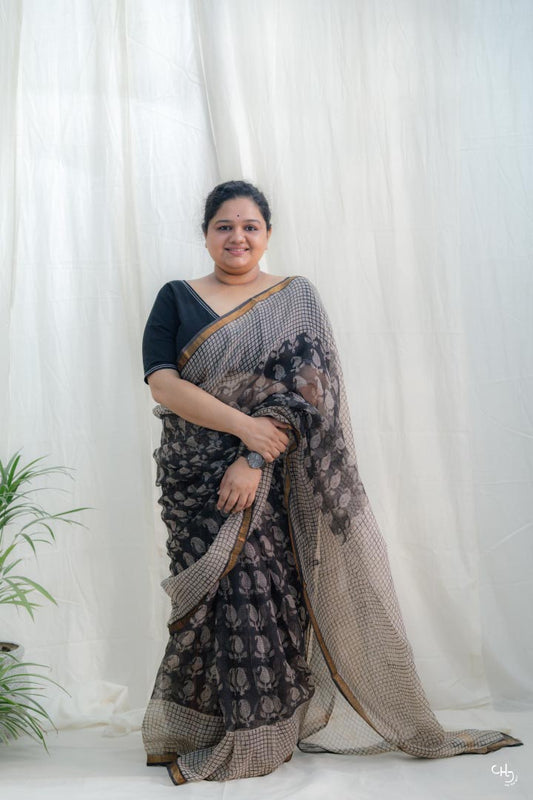 Beige and black kota doria