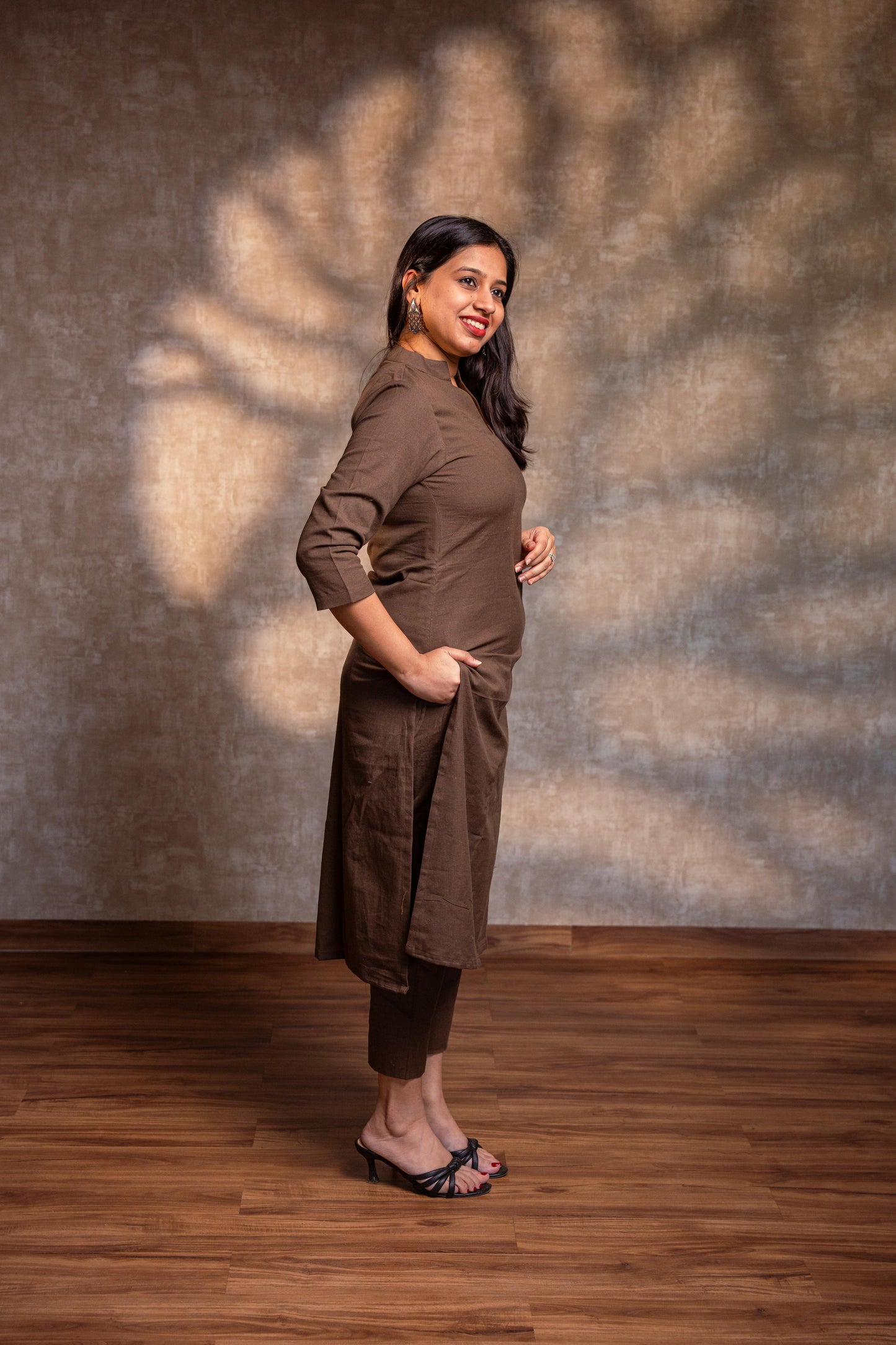 Brown Stand Collar Straight Kurta