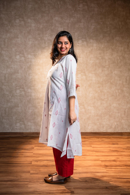 White Full Sleeves Kurta Set