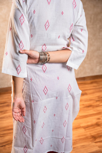White Full Sleeves Kurta Set