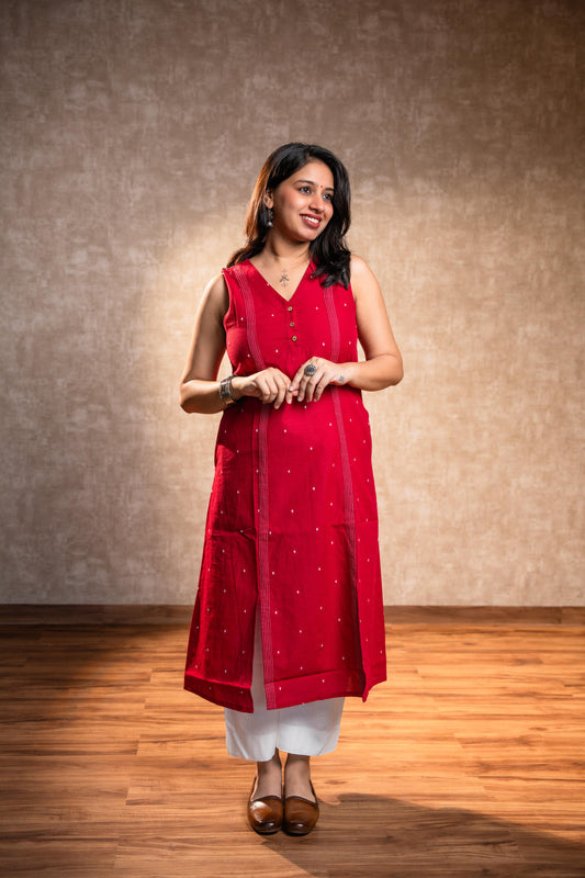 Red Sleeveless Kurta