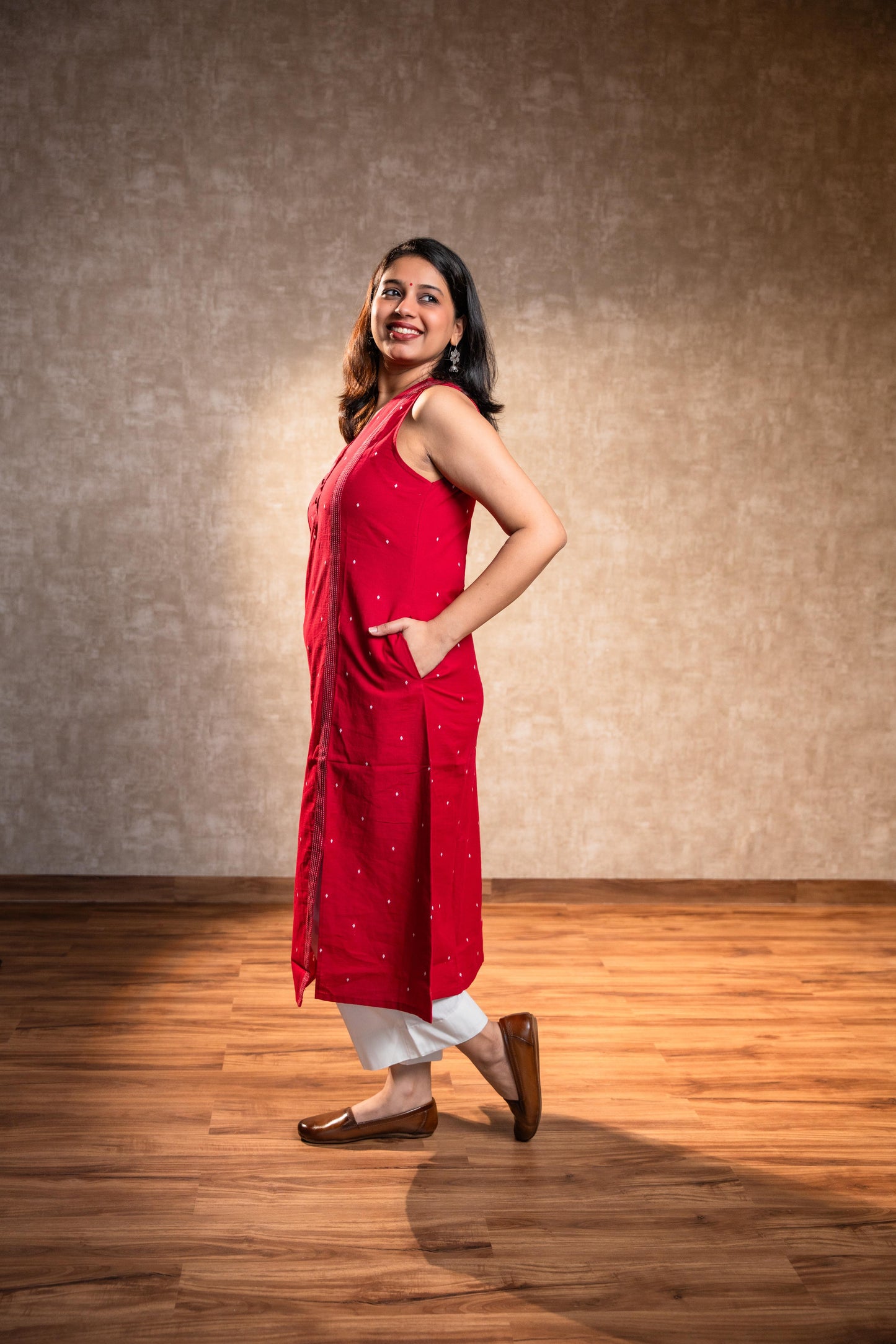 Red Sleeveless Kurta Set