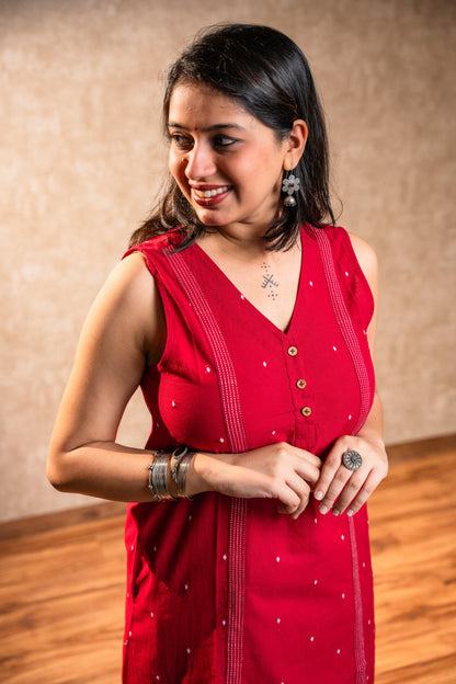 Red Sleeveless Kurta