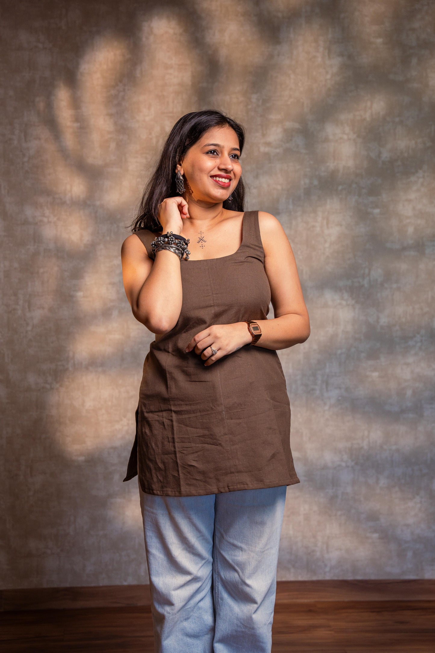 Brown Sleeveless Short Kurta