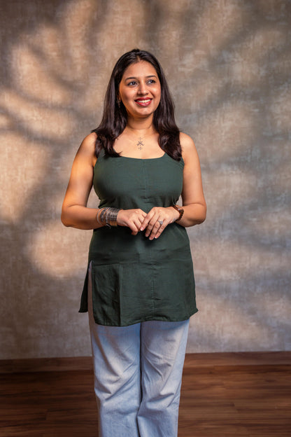 Dark Green Sleeveless Short Kurta