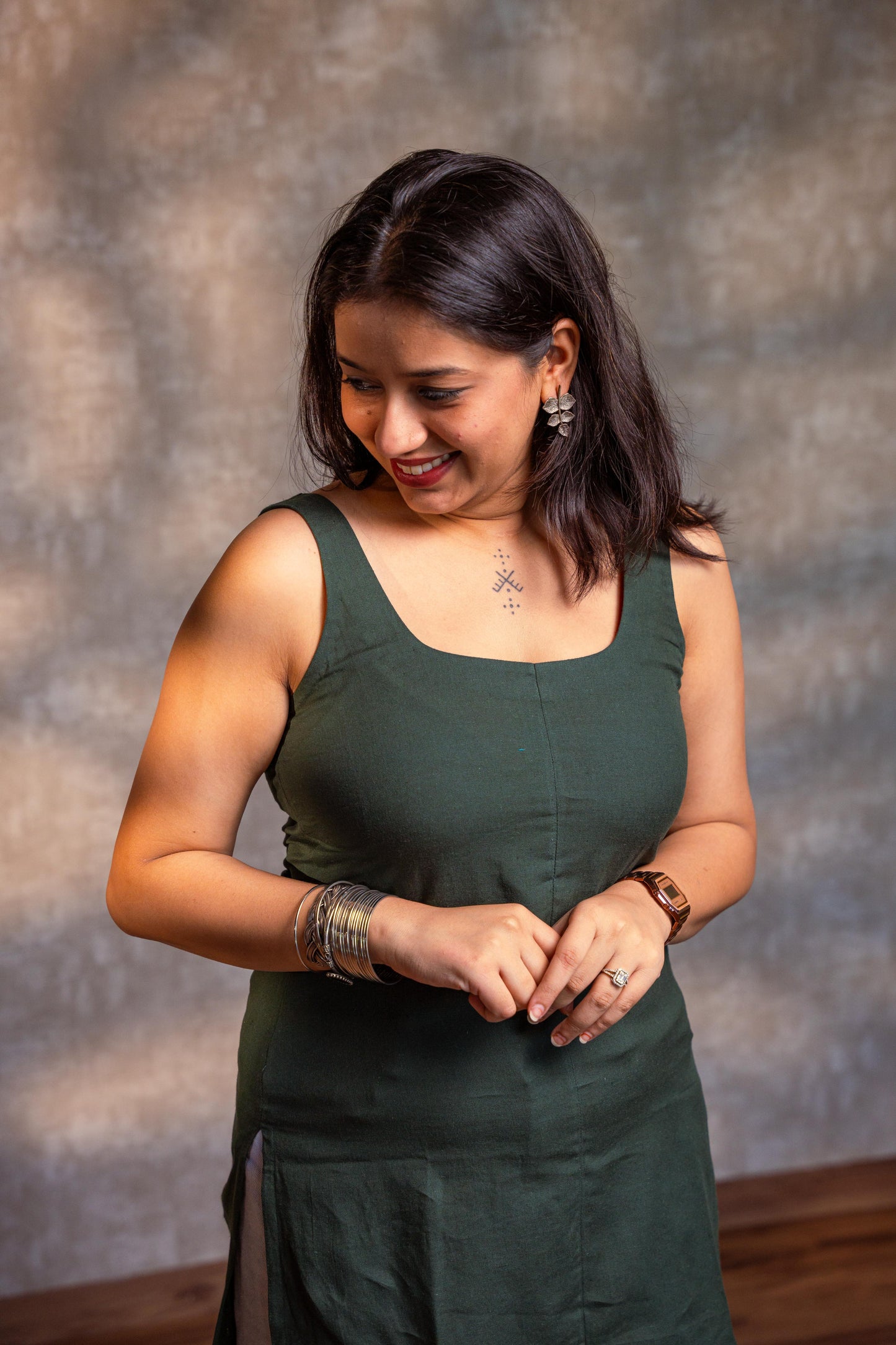 Dark Green Sleeveless Short Kurta