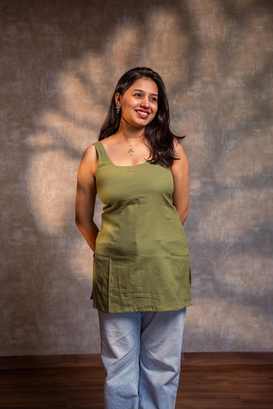 Light Green Sleeveless Short Kurta