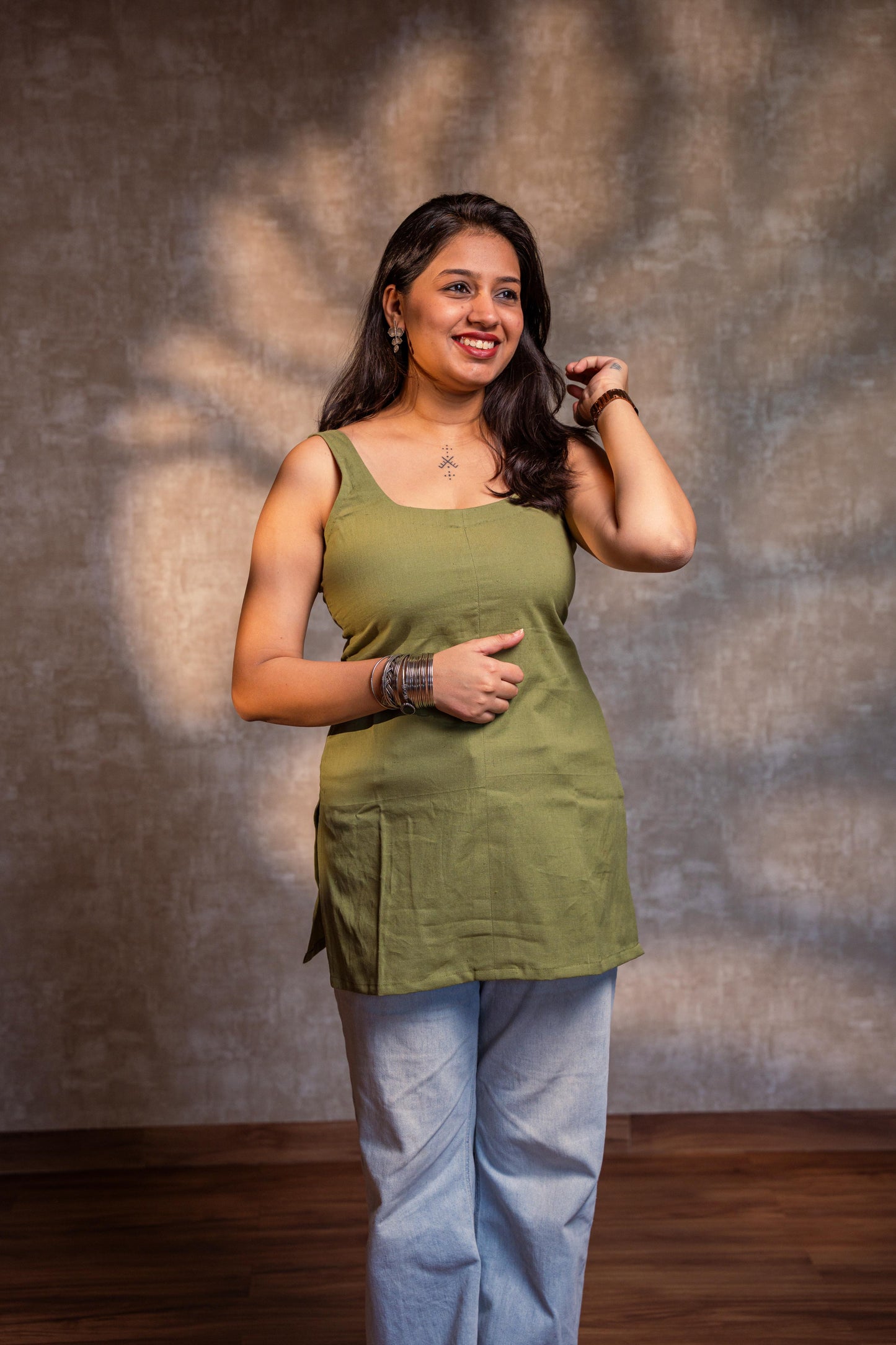 Light Green Sleeveless Short Kurta