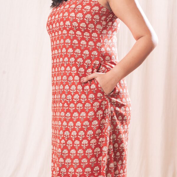 Red Handblock Incut Kurta
