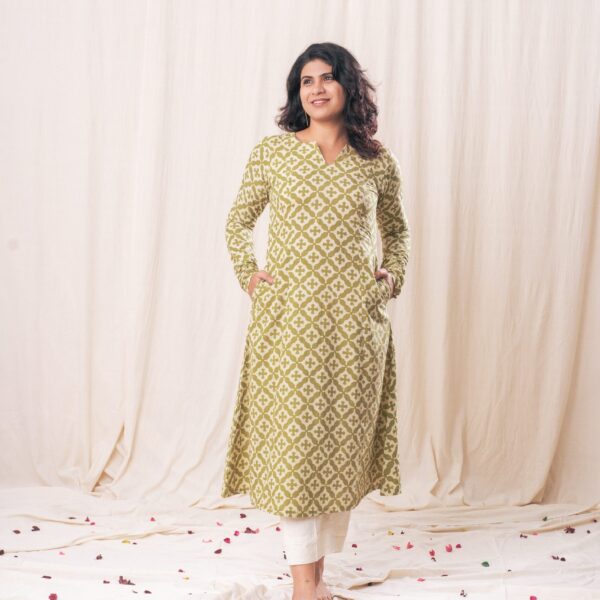Green Dabu Churi sleeve Kurta