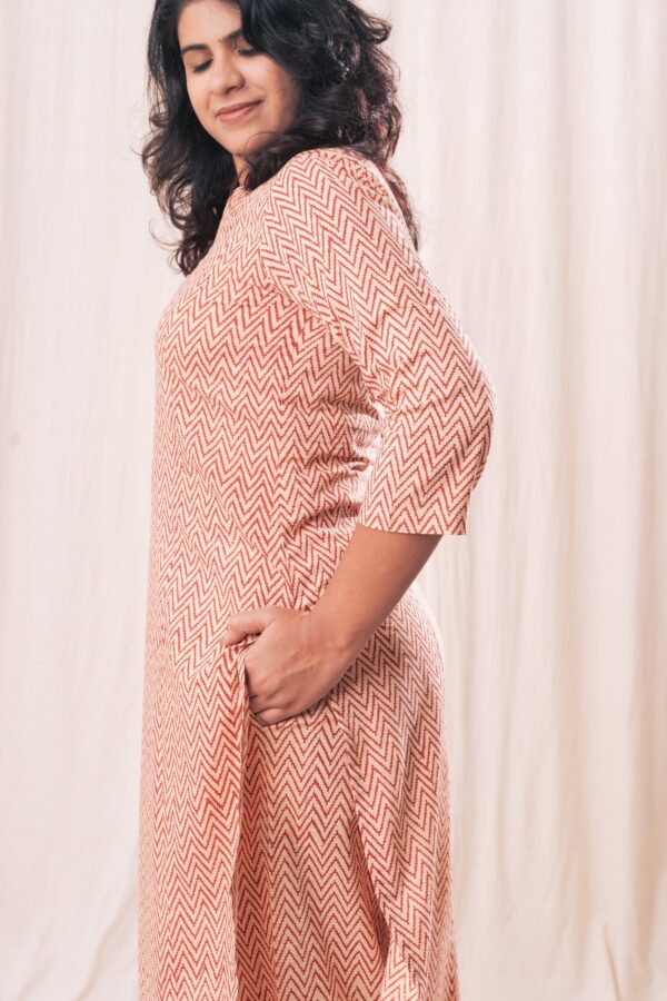 Zig Zag Straight Kurta Set - Image 2