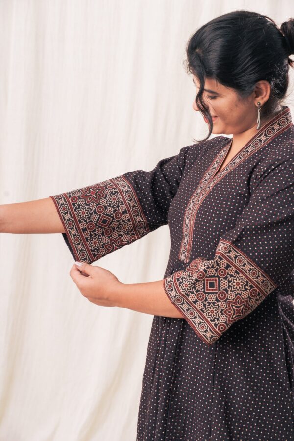 V neck Ajrakh polka Gathered Set - Image 2