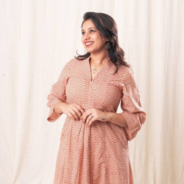 V neck Zig Zag Gathered Set