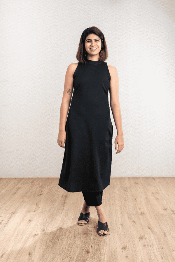 Black Incut Kurta