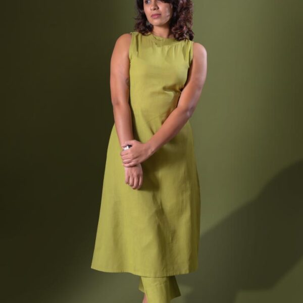 Green Incut Kurta
