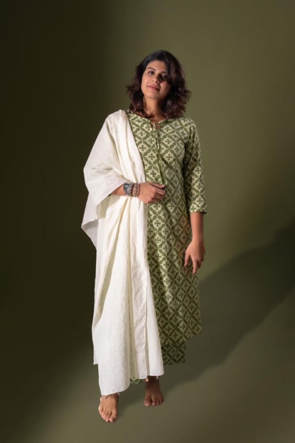 Mul Dupatta - Image 3