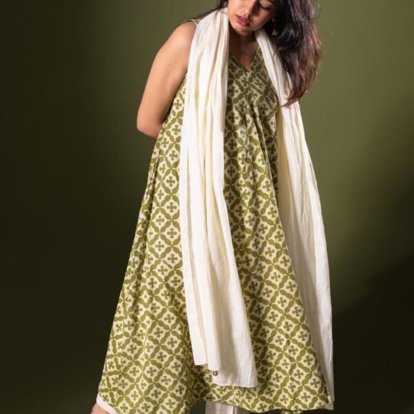 Green Dabu Panel Kurta with Pants