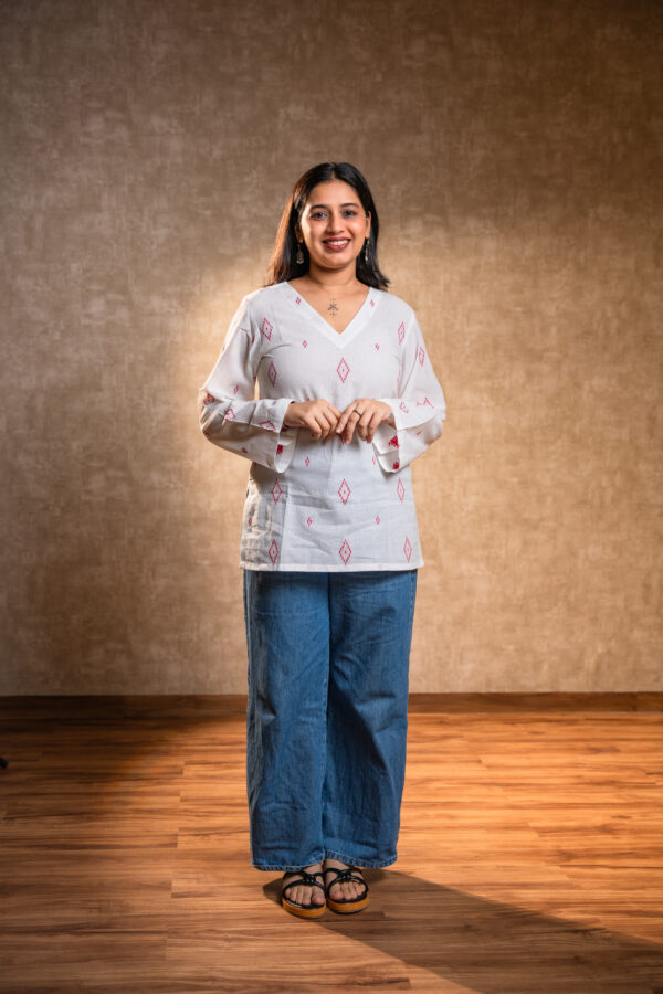 White Handloom Full Sleeves Kurta - Image 2