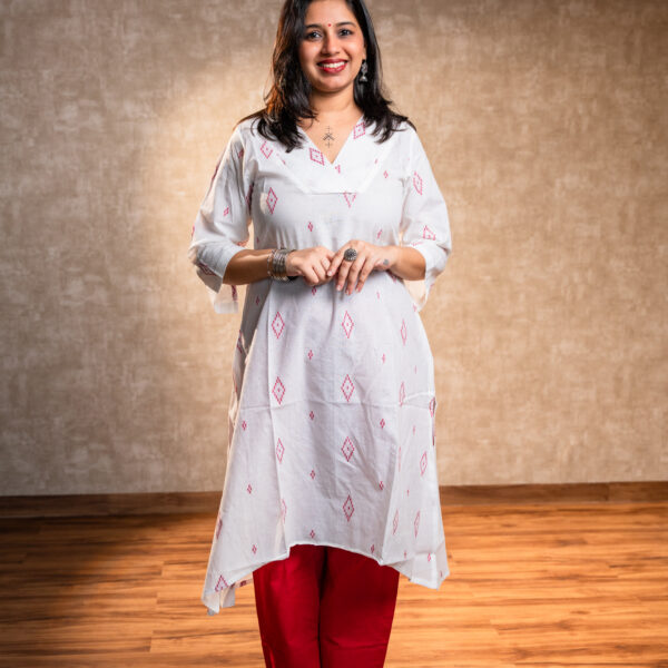 White Full Sleeves Kurta Set
