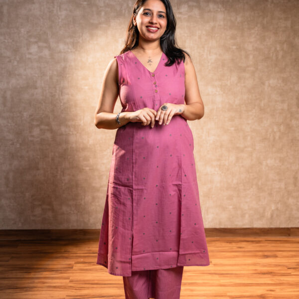 Pink Sleeveless Kurta Set